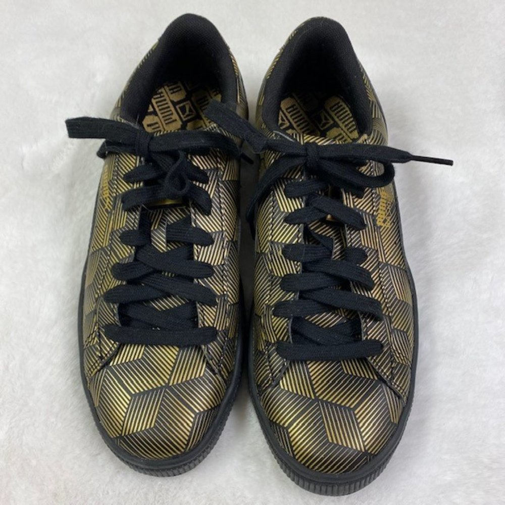 PUMA Women's Basket Classic Metallic Sneaker,‎ size 8.5